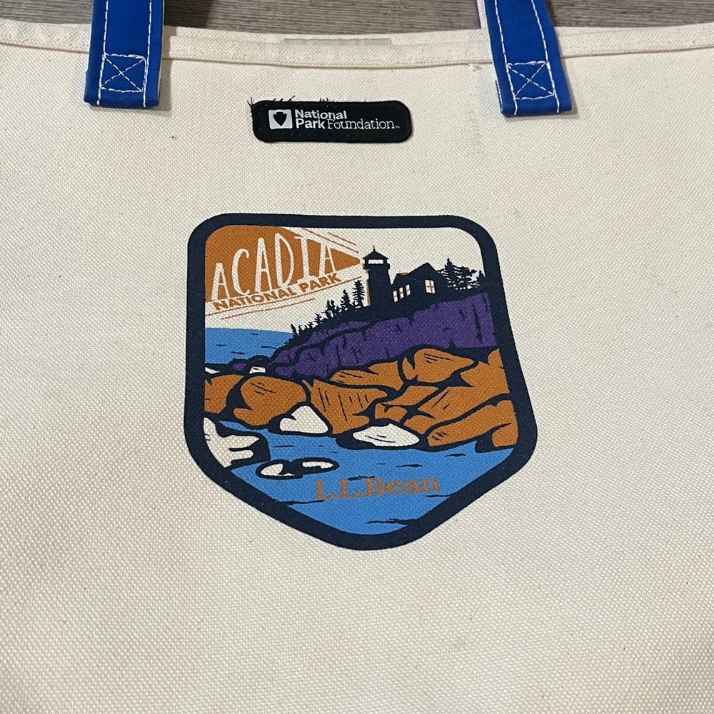 L.L Bean Limited Edition Boat and Tote For the National Parks Collection: Acadia - Picture 2 of 11